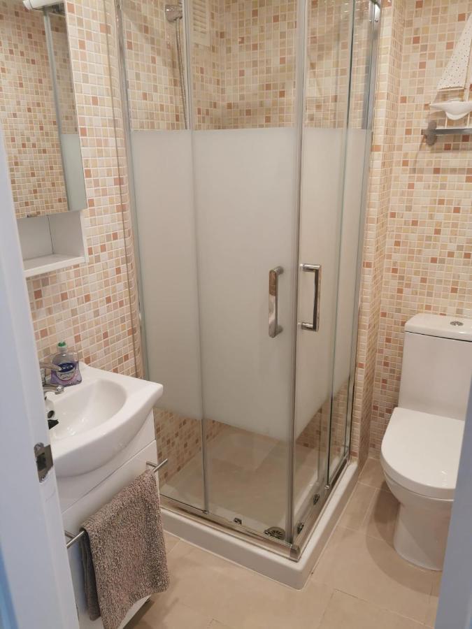 Bahia de Casares 2 Bedroom Penthouse With A Private 360 Rooftop Terrace With Sea And Mountain Views מראה חיצוני תמונה