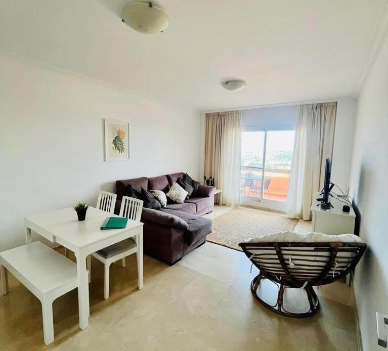 Bahia de Casares 2 Bedroom Penthouse With A Private 360 Rooftop Terrace With Sea And Mountain Views מראה חיצוני תמונה